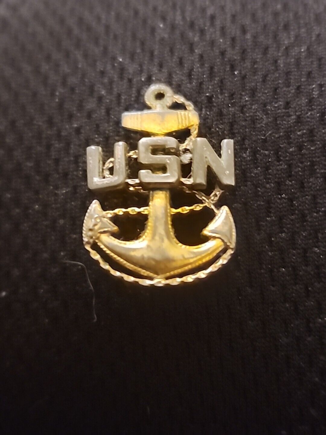 WW2 US NAVY USN Chief Petty Officer CPO Cap Device Hat Badge Pin