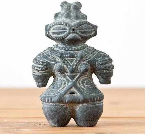 Japanese Dogu Jomon period Clay statue Earthen figure Doll Ancient 11.7cm Black