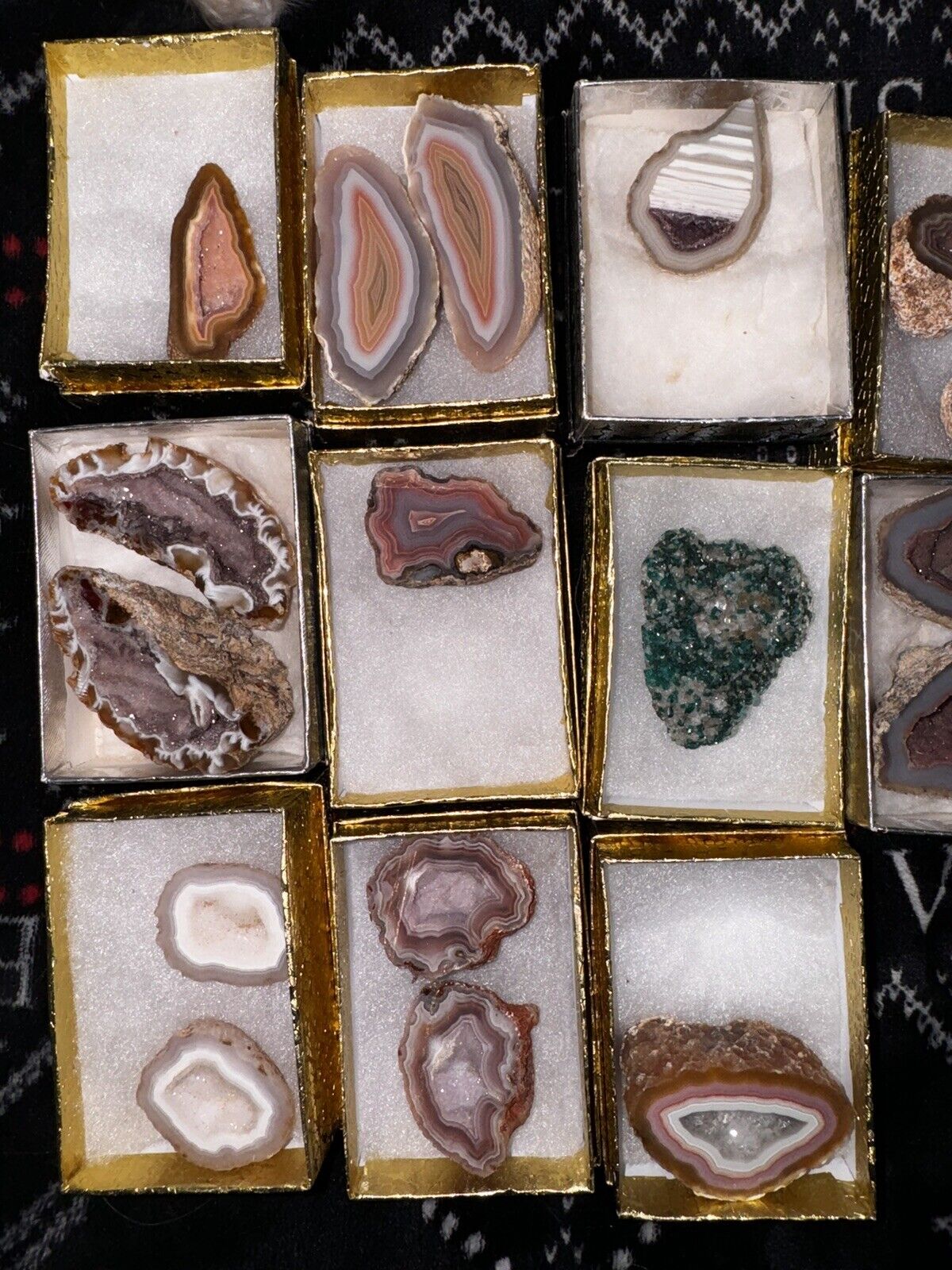 Assorted Rocks, Minerals, Geodes, Crystals Specimens