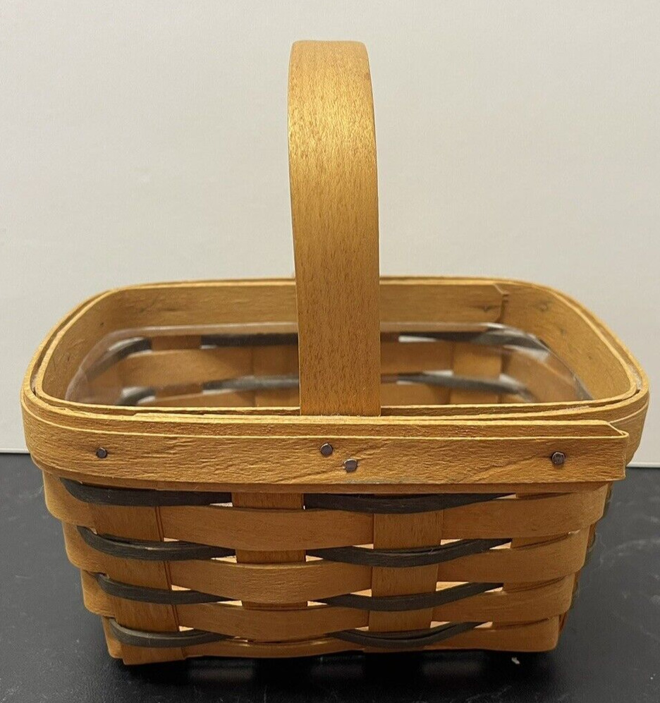 Small Berry Longaberger 1997 Basket+Plastic Liner with one handle