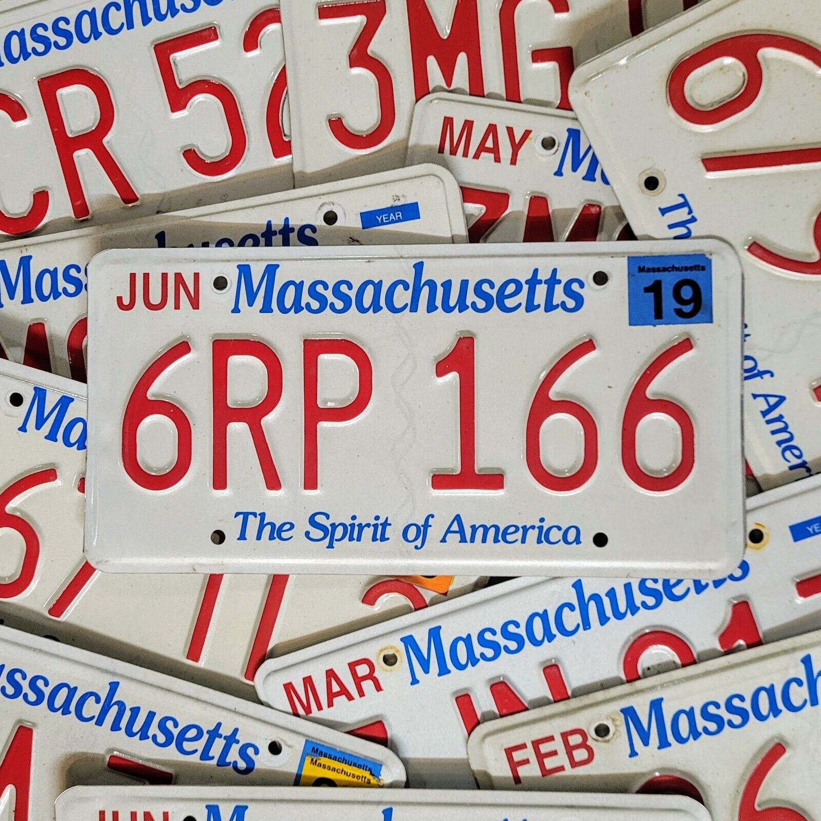 MASSACHUSETTS LICENSE PLATE 🔥FREE SHIPPING🔥 1 ~ w/RANDOM LETTERS & NUMBERS 