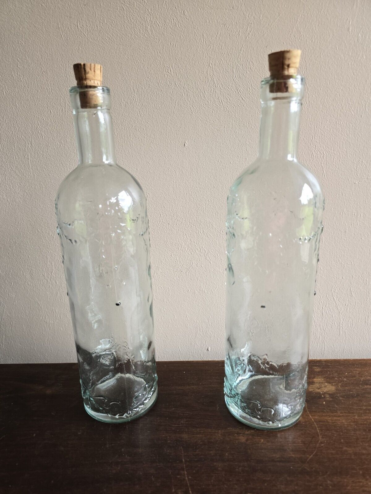 Set Of 2 VTG Botella Cristal F.Diaz Embossed Clear Wine Bottles/Decaturs W/Corks