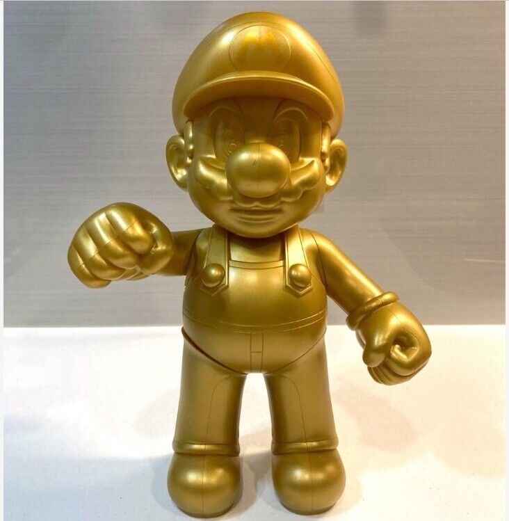 Gold Mario 30th Anniversary Big Action Figure Nintendo used covered in scars