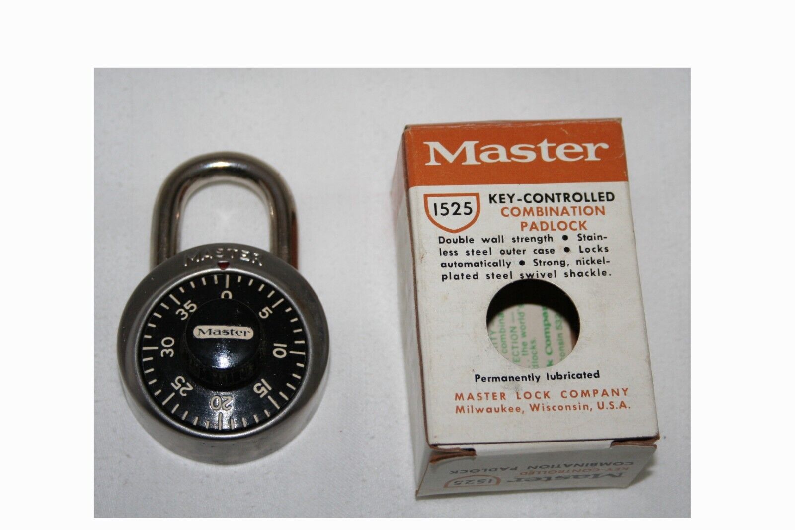 Vintage Combination Padlock Master Lock Co. #1525 New in Box
