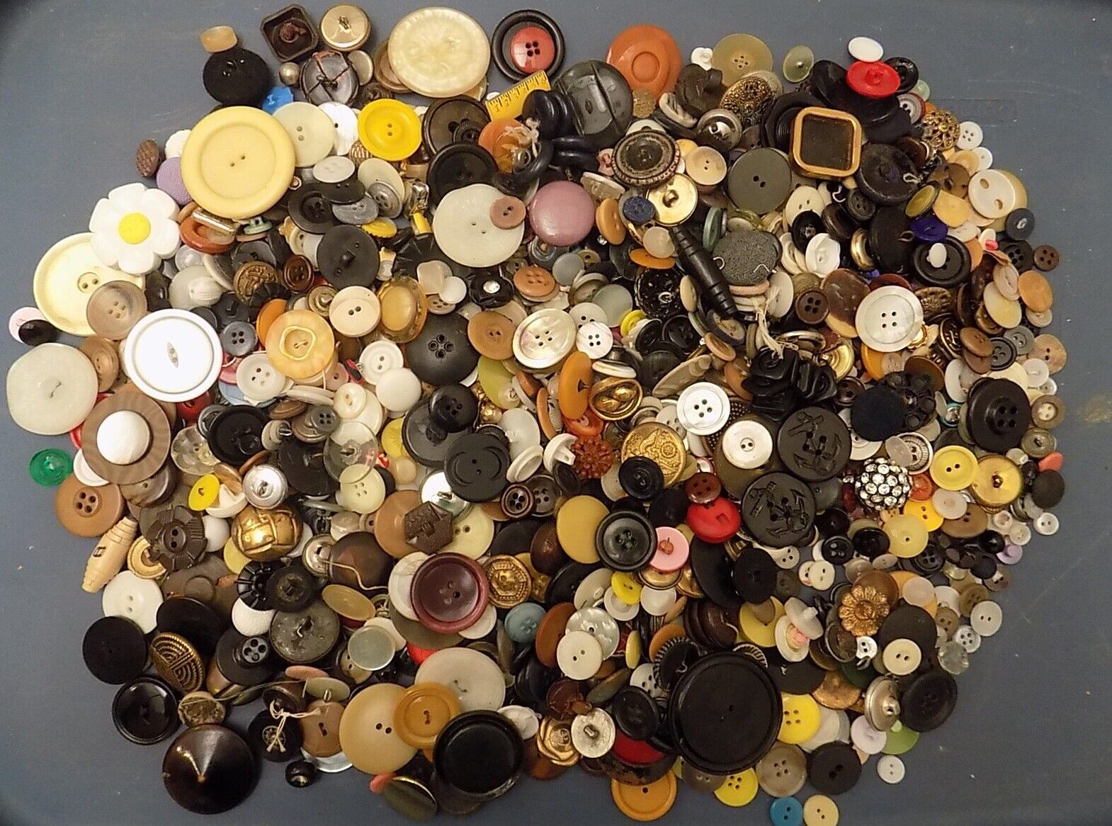 Vintage Sewing Buttons LOT 3 Pounds Glass Metal Shell Military Plastic MOP B61