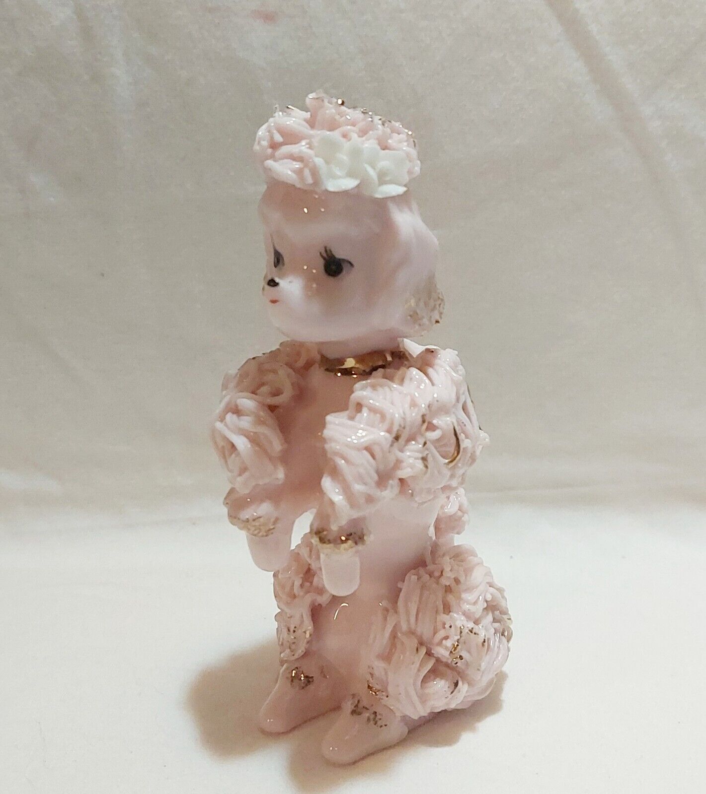 Vtg Pink Ceramic Gold Double White Roses Accents Spaghetti Poodle Dog Figurine