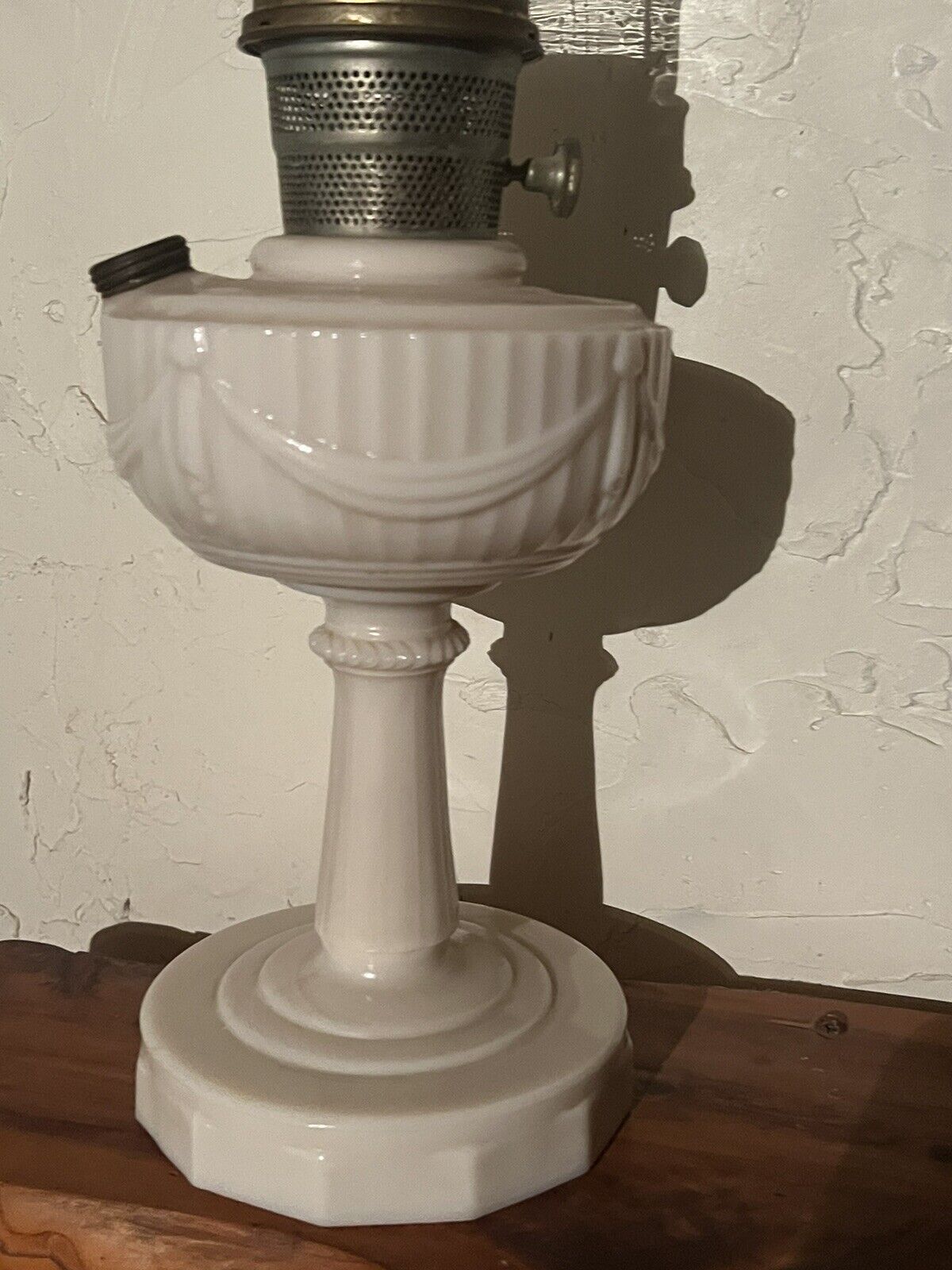 antique Pink aladdin oil kerosene lamp