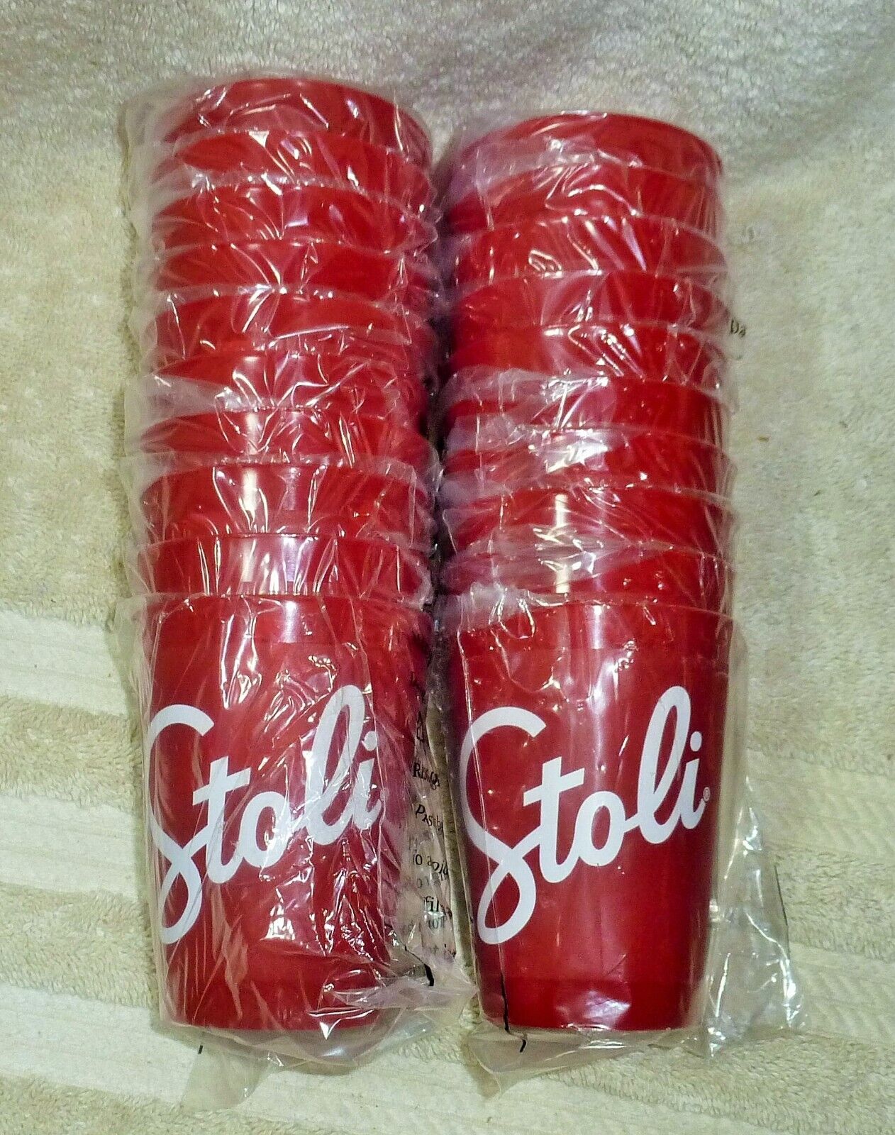 STOLI Vodka 10-Pack 8oz. Red Plastic Standard Drink Cups Lot