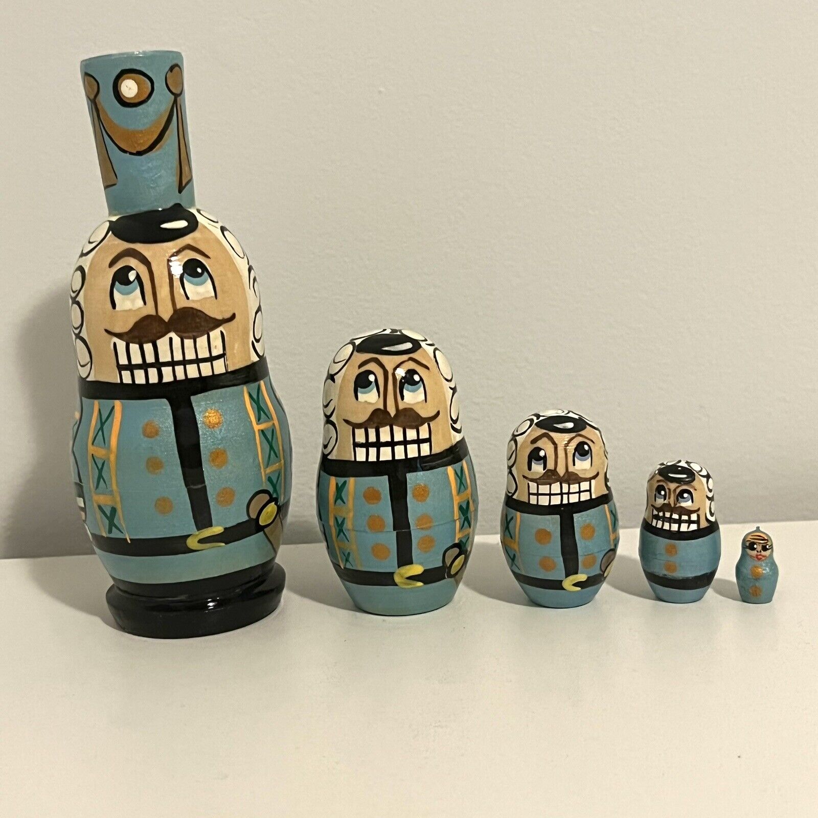 Vintage Yankee Candle Set of 5 Nutcracker Russian Nesting Dolls - Made in Russia
