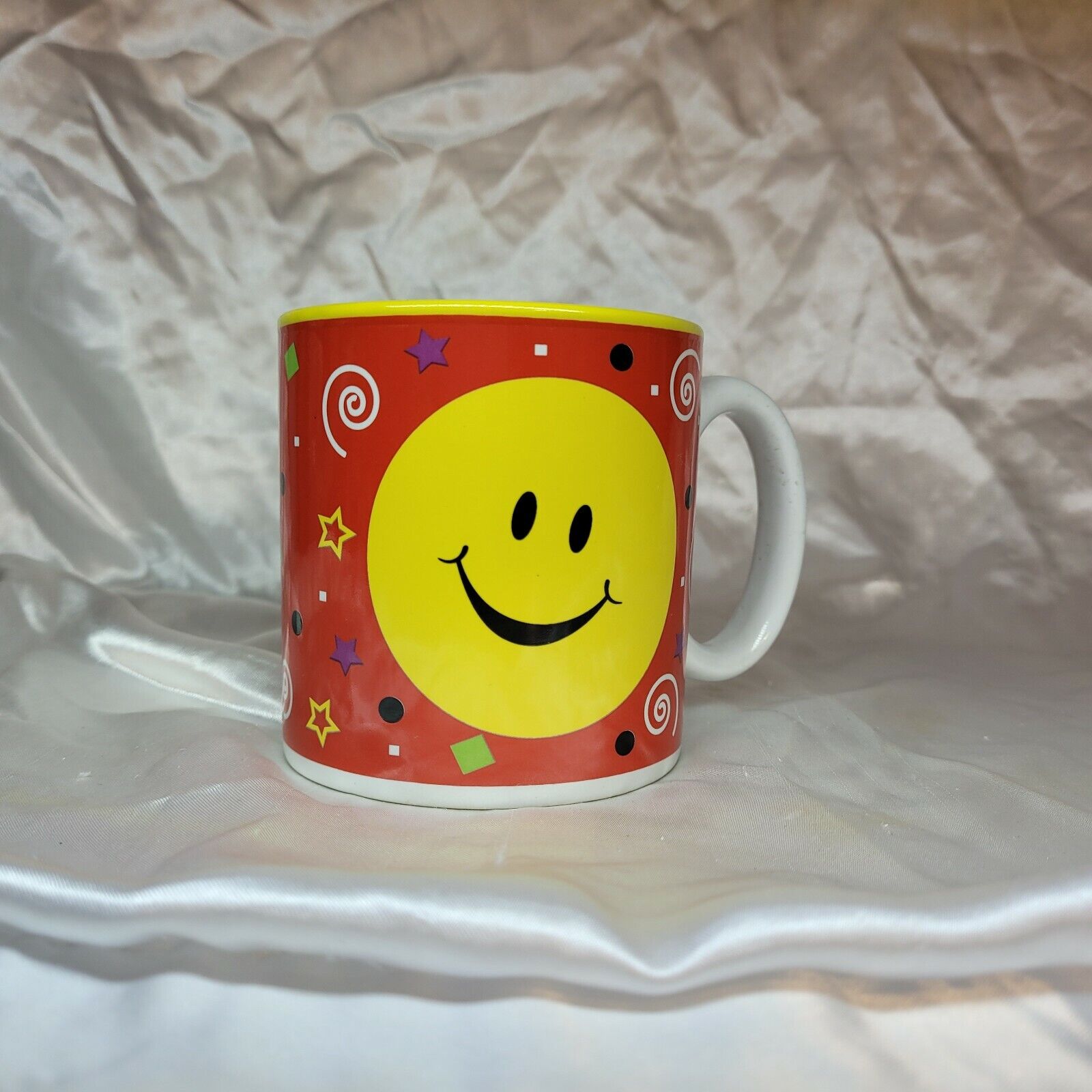 Burton and burton 2005 Yellow Red Happy Smiley Face Ceramic Coffee Cup Mug 