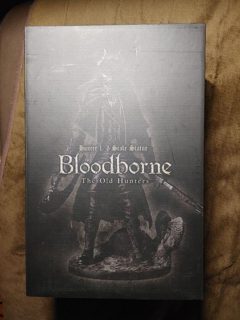 GECCO BLOODBORNE THE OLD HUNTERS EDITION HUNTER 1/6 SCALE FIGURE USED