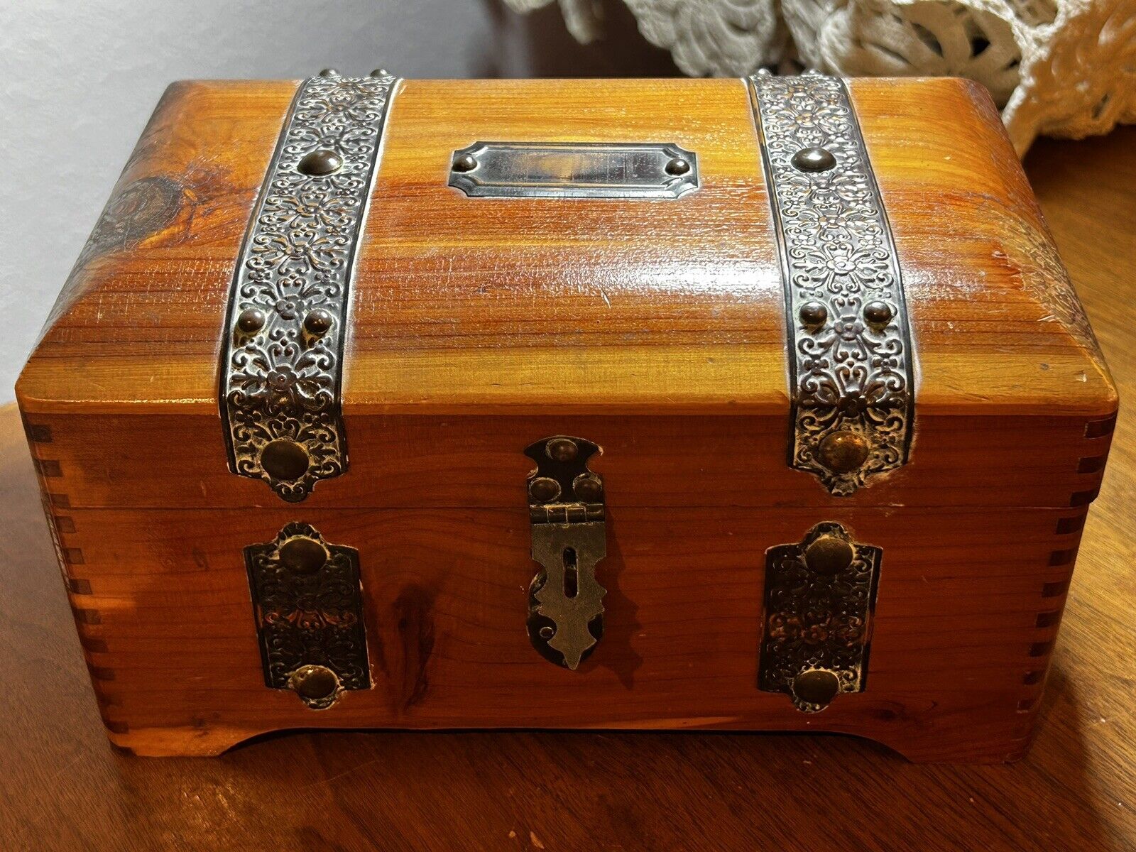 Vintage McGraw Rounded Cedar Wood Jewelry Box Trinket Stash Cigar 9” w/Orig Lock