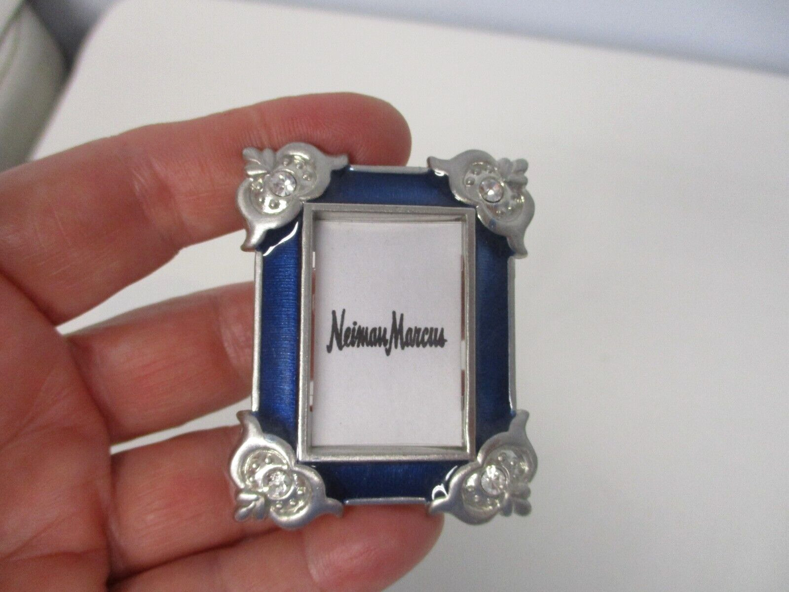 JAY STRONGWATER NEIMAN MARCUS BLUE ENAMEL w CRYSTALS CLIP ON STANDING MINI FRAME