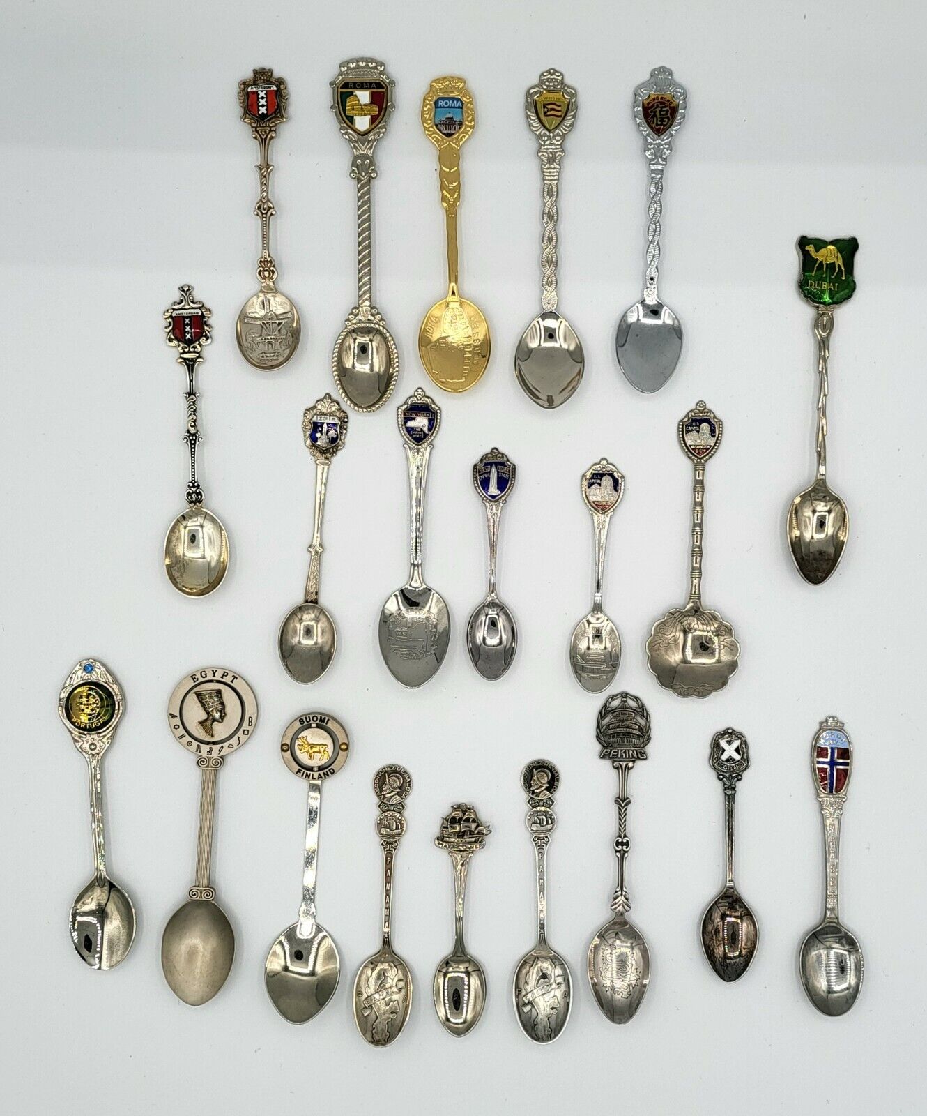Real Nice Souvenir Spoon Lot - Mint Souvenir Spoons - Unique Souvenir Lot