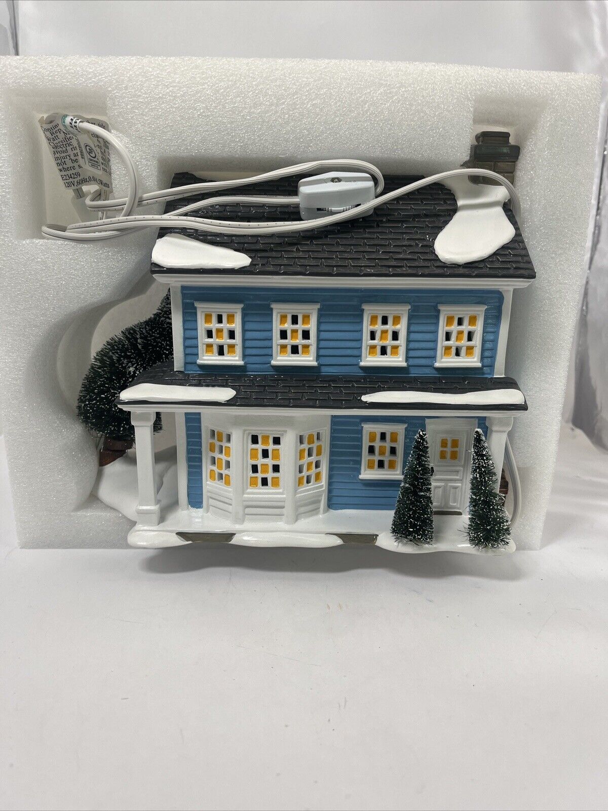 Department 56 Original Snow Village Lampoon National Vacation The Chester House