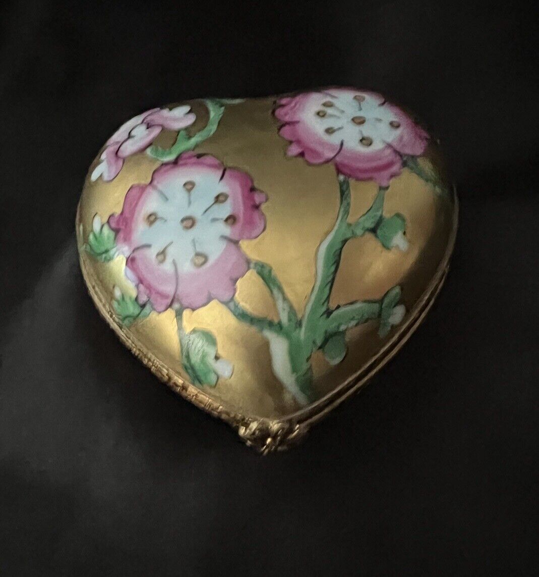 Limoges France 24-Karat Gold Finish Hand Painted Porcelain Heart Shaped Box