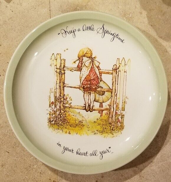 Holly Hobbie Collectors Plate “Keep a little springtime in your heart all year”