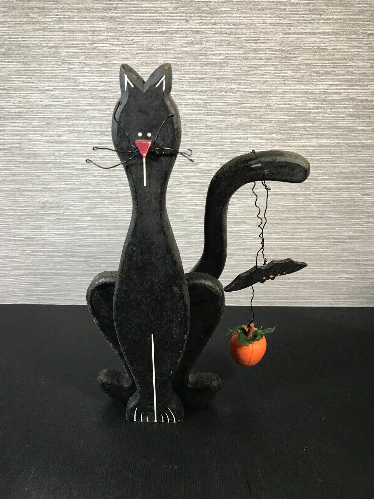 WOODEN BLACK CAT SITTING WITH WIRE WHISKERS VINTAGE HALLOWEEN