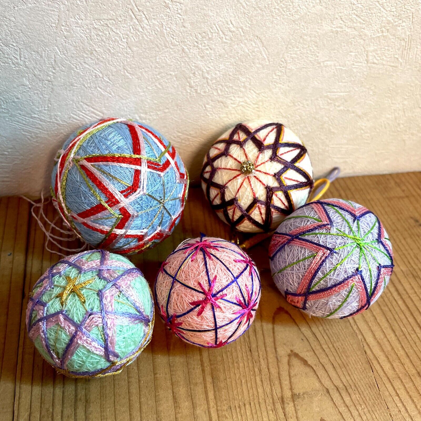 Japanese traditional TEMARI balls lot of 5  handmade vintage JAPAN