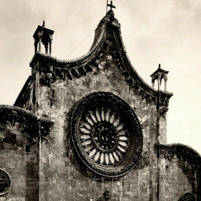 Vintage RPPC Postcard - Brindisi - Cattedrale di Ostuni - Italy c1932