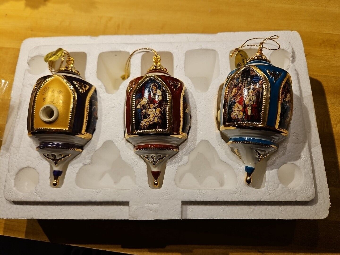 Bradford Editions 3 Different 2000 Nativity Miracles of Light Ornaments Very Nic