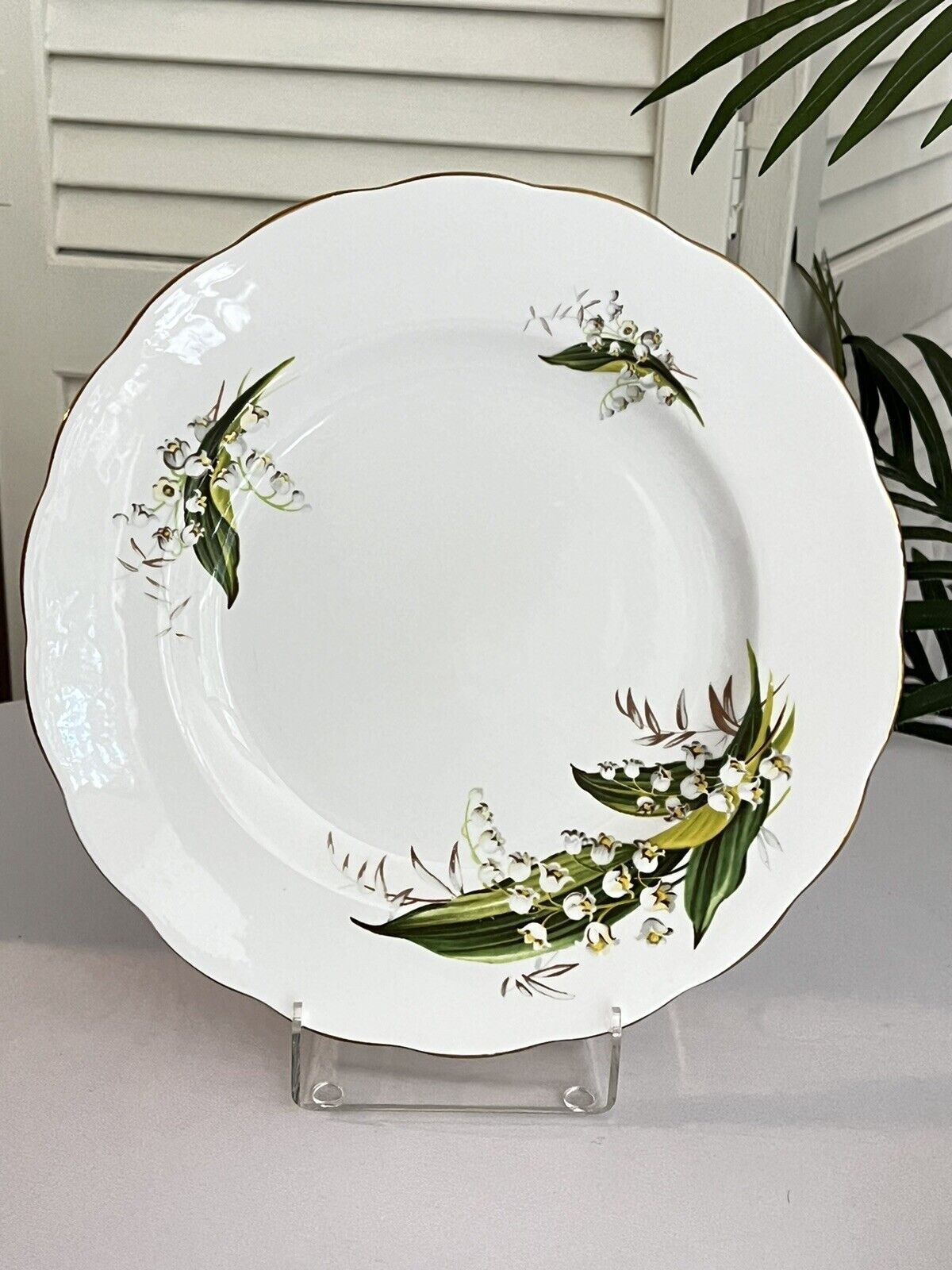 Melba Bone China England Lily of the Valley 10.25\
