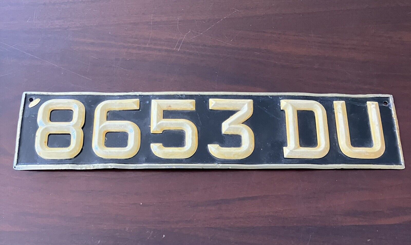 Old Vintage British license plate puffy letters Ace Brand 8653 DU UK England