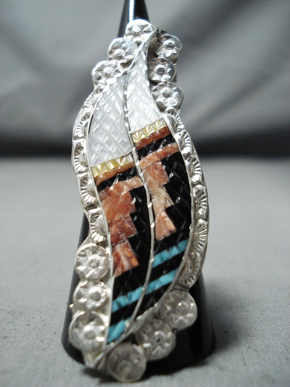 AMAZING ZUNI TURQUOISE, MOTHER OF PEARL STERLING SILVER RING NATIVE AMERICAN