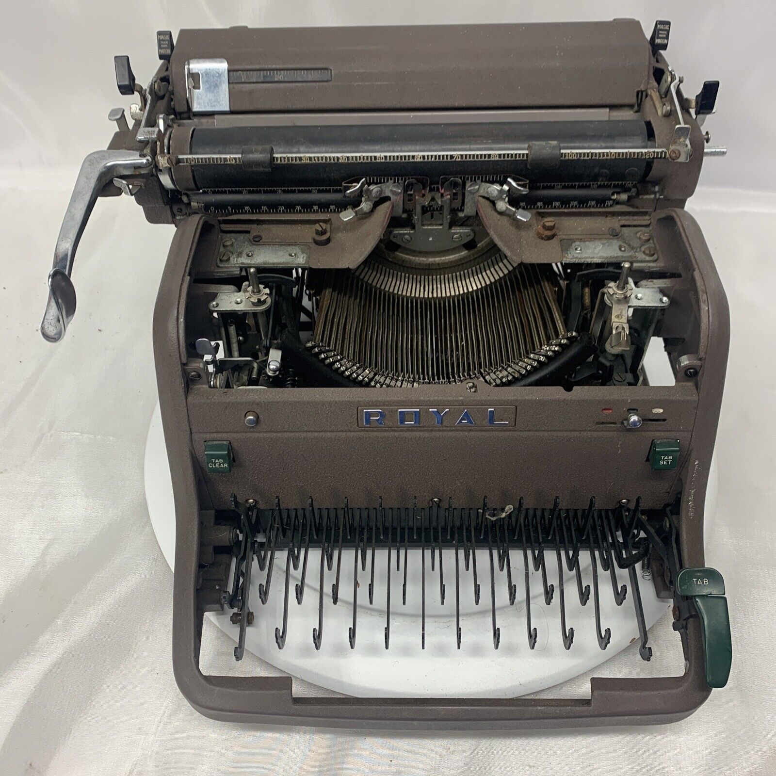 1950’s Royal Model HHE (Elite) Desktop Typewriter Replacement Parts - Read***