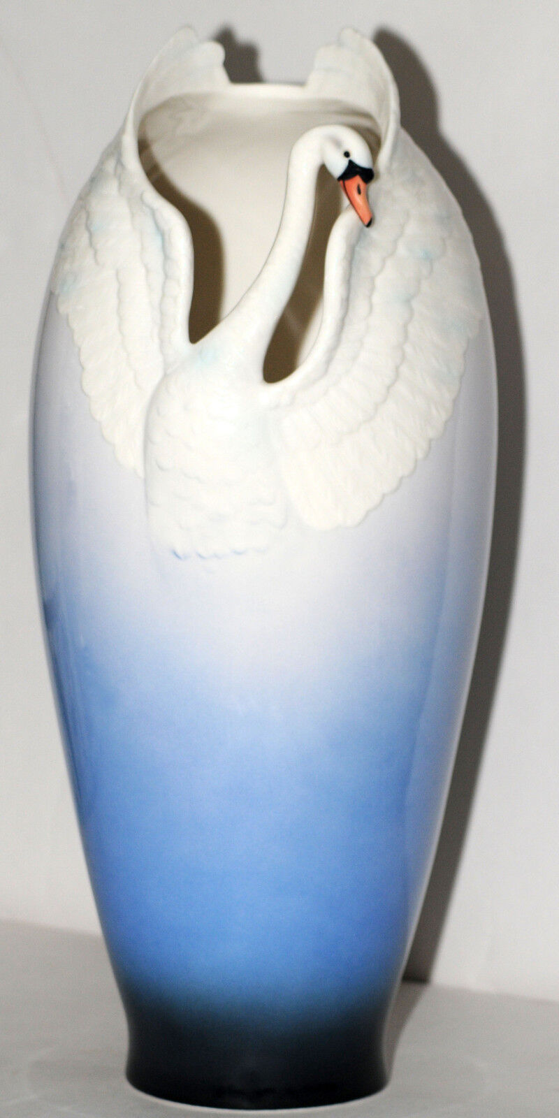 Franz Porcelain Swan Handcrafted Signed Vase FZ00074 Blue White Ombre Beautiful