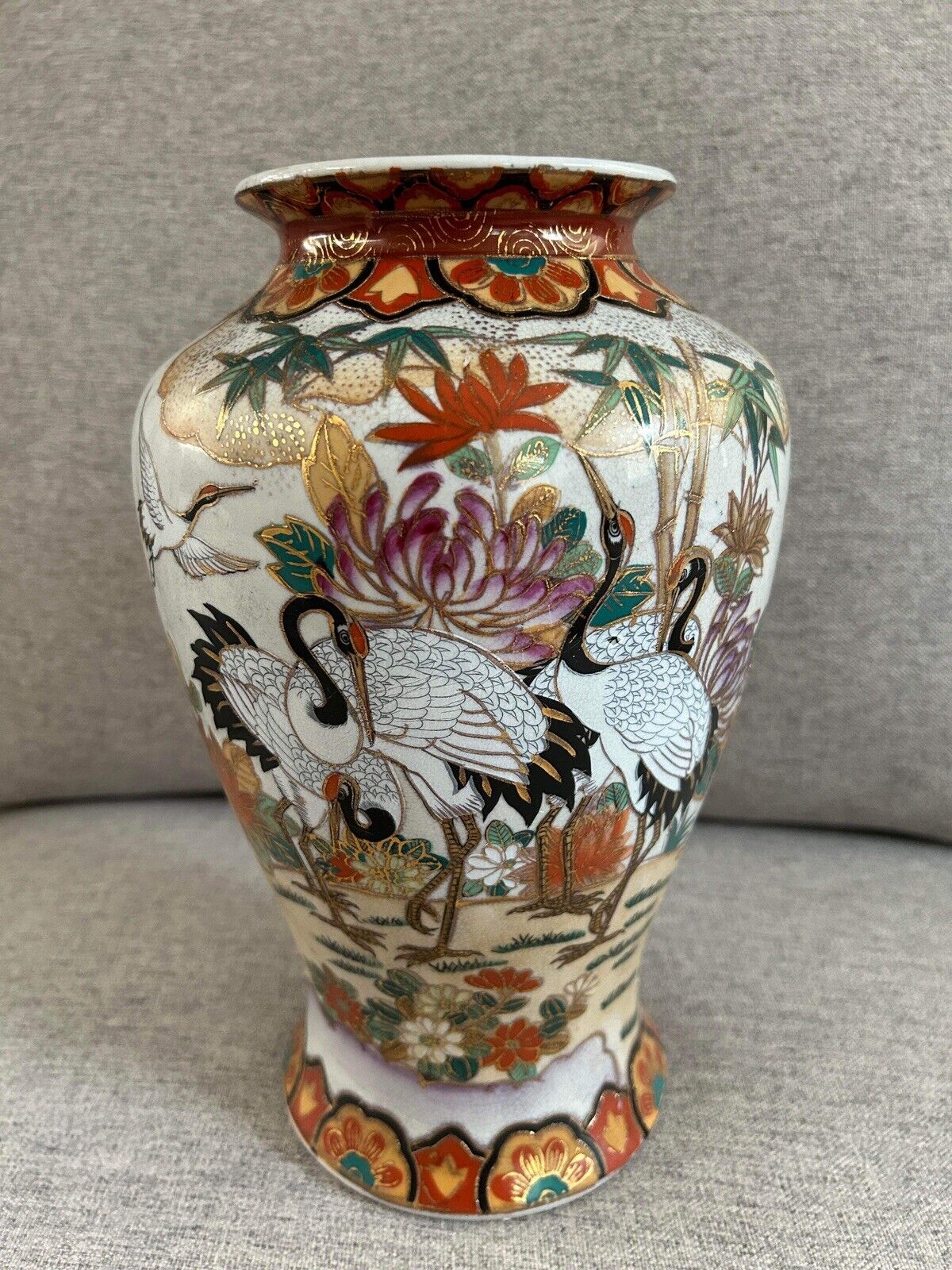 Beautiful Oriental Garden Motif Hand Painted Enamel Decorative Vase Jar