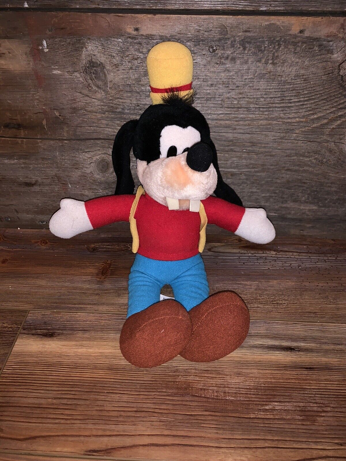Goofy Plush Made In Korea PA528 In Good But Used Condition With No Stains.