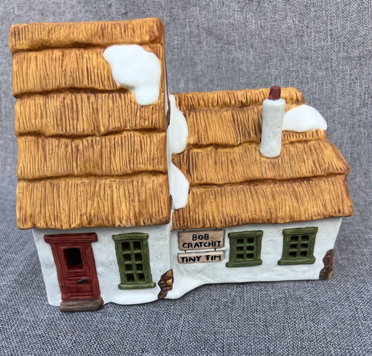 Dept 56 The Cottage of Bob Cratchit and Tiny Tim 1986 Dickens' Heritage Village