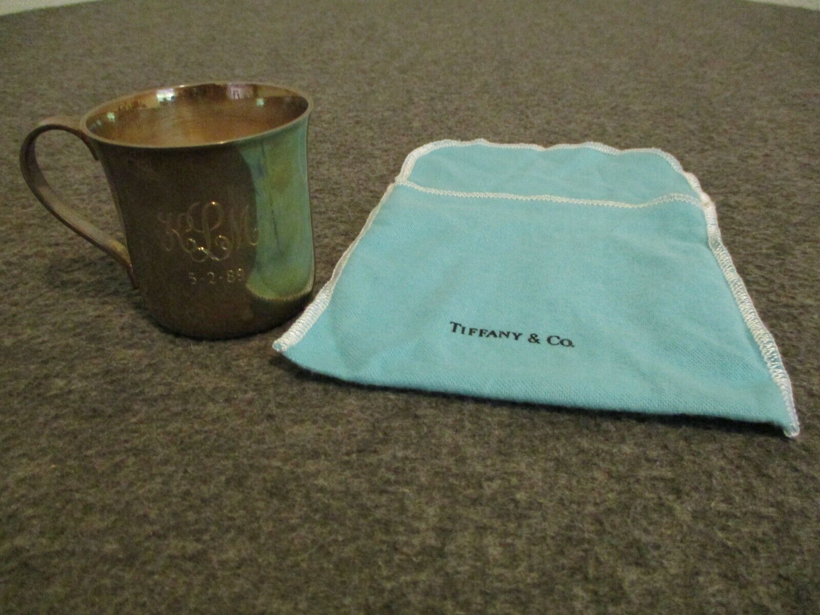 TIFFANY & CO. STERLING SILVER BABY CUP + POUCH 23245 CHRISTENING CUP 98g- W/MONO