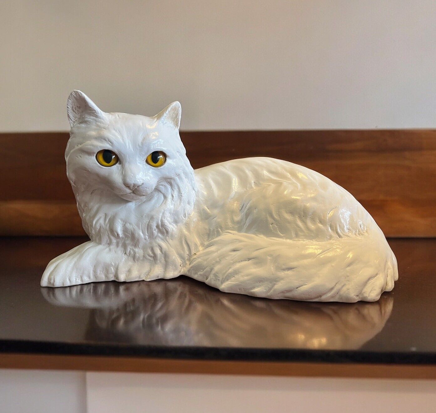 Vintage White Persian Cat Figurine Statue Doorstop Homco Yellow Glass Eyes