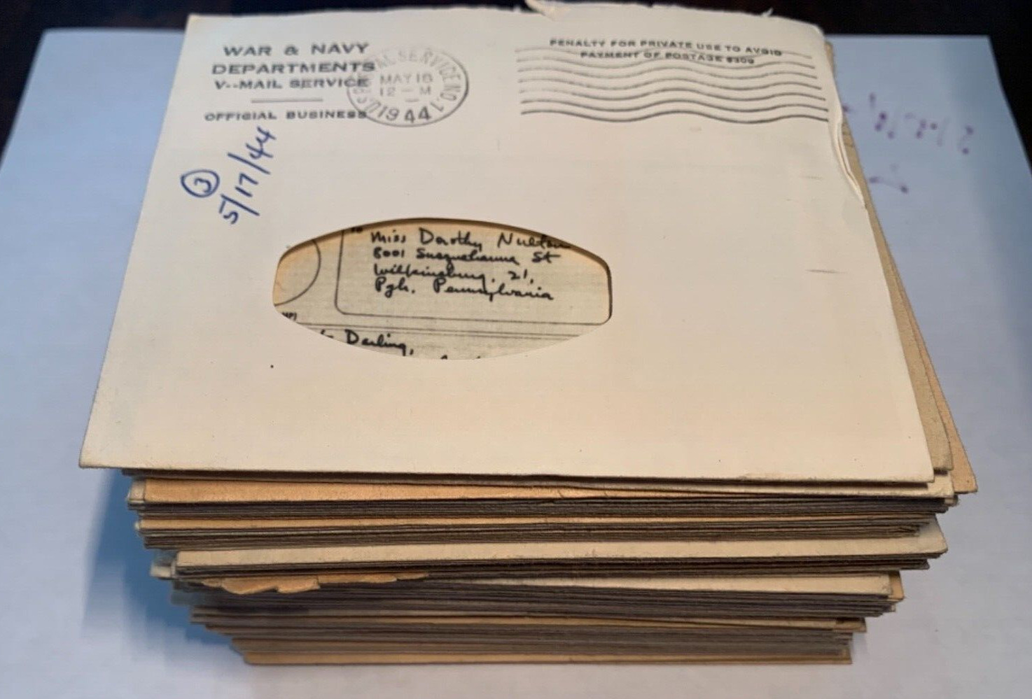 LOT  (87) WWII NAVY V-MAIL LOVE LETTERS TO DOROTHY FROM LT.. BLUM 1942-1944