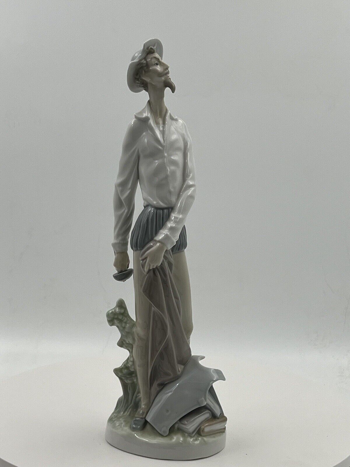 Vintage Lladro Don Quixote Standing Figurine 4\