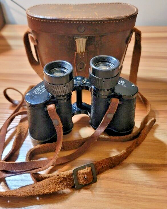 Vintage 8X30 Binoculars Field 7.5 JAPAN #110441 with Case