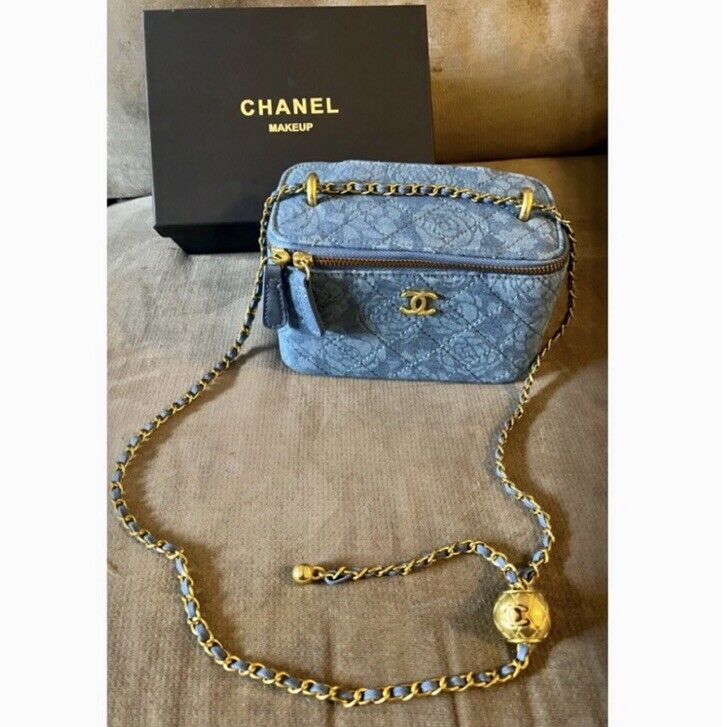 NIB Chanel Beaute Denim Camellia Print CC Crossbody Vanity Bag Gold Chain Strap