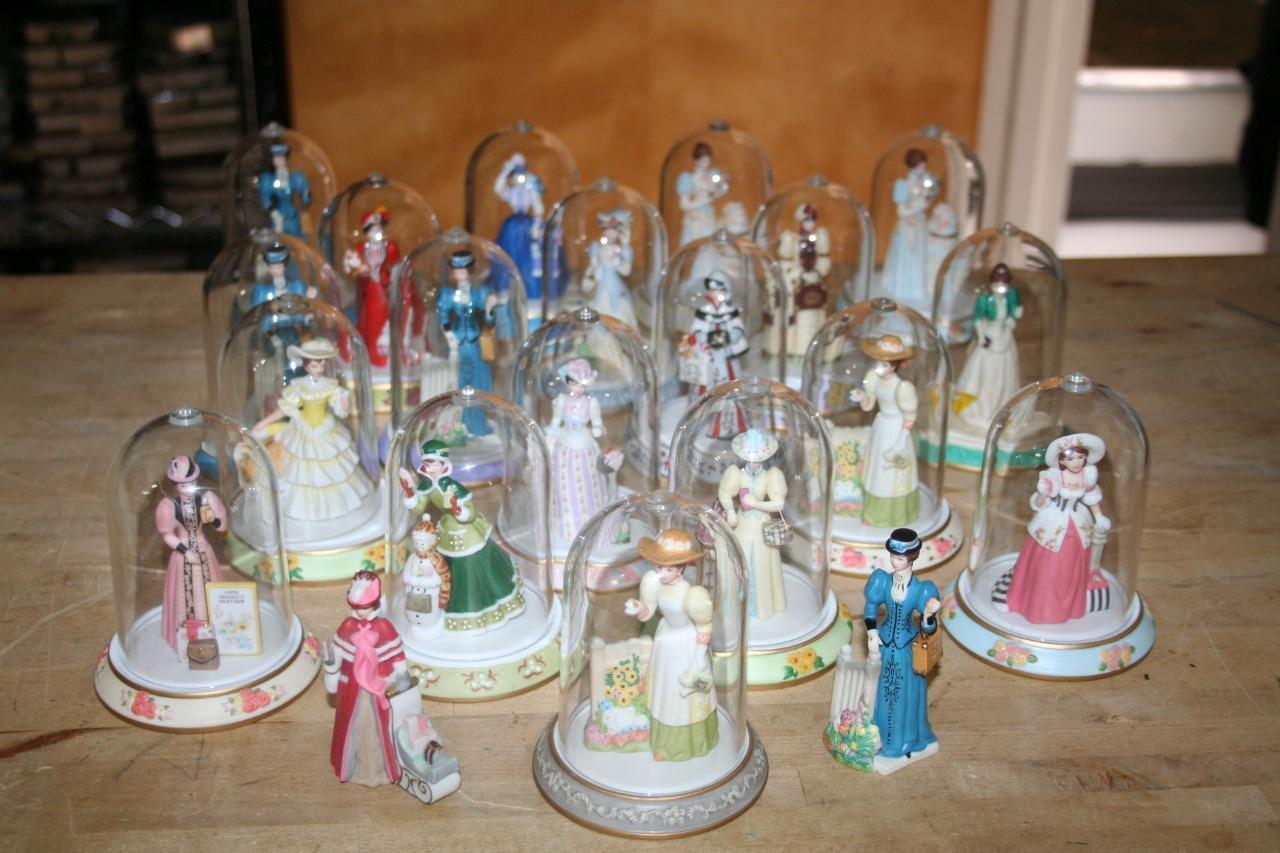 Set of 21 Avon Mrs. Albee President\'s Club Award Miniature Figurines Mint Cond.