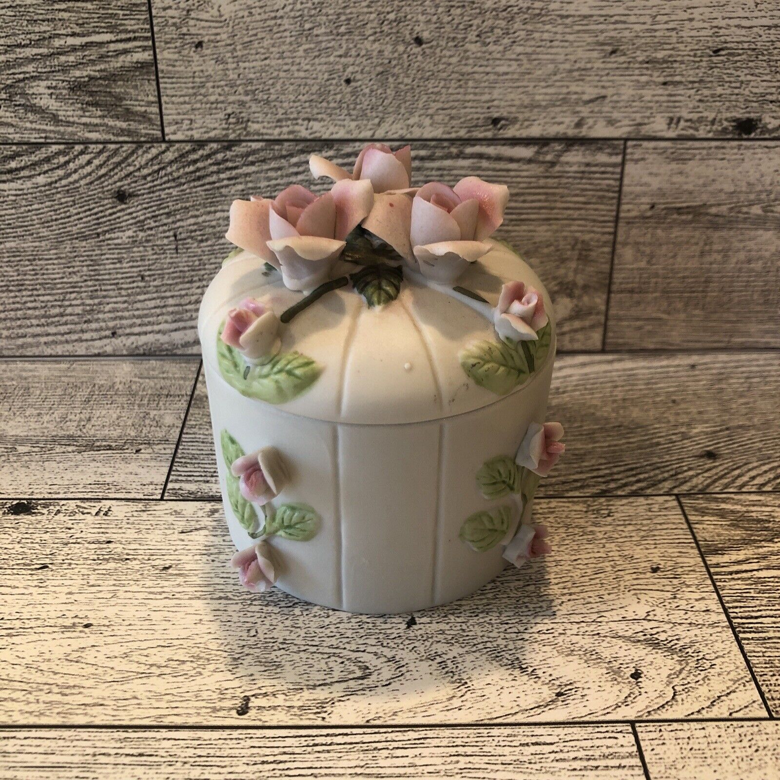 LEFTON Trinket Box Floral Porcelain Bisque 3x2.5” *Damaged