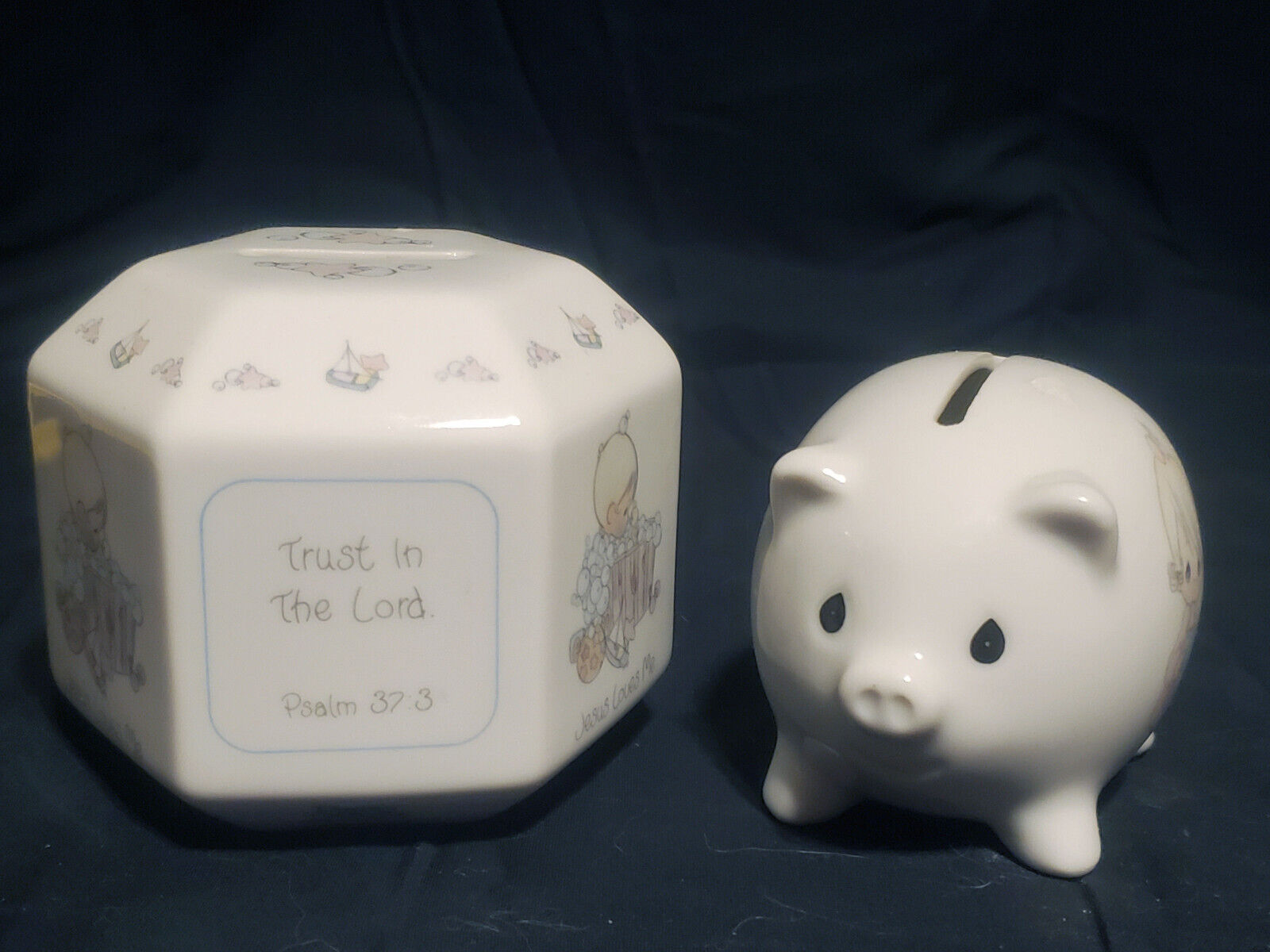 Precious Moments Pait Of Coin Bank - Piggy Bank And Jesus Loves Me