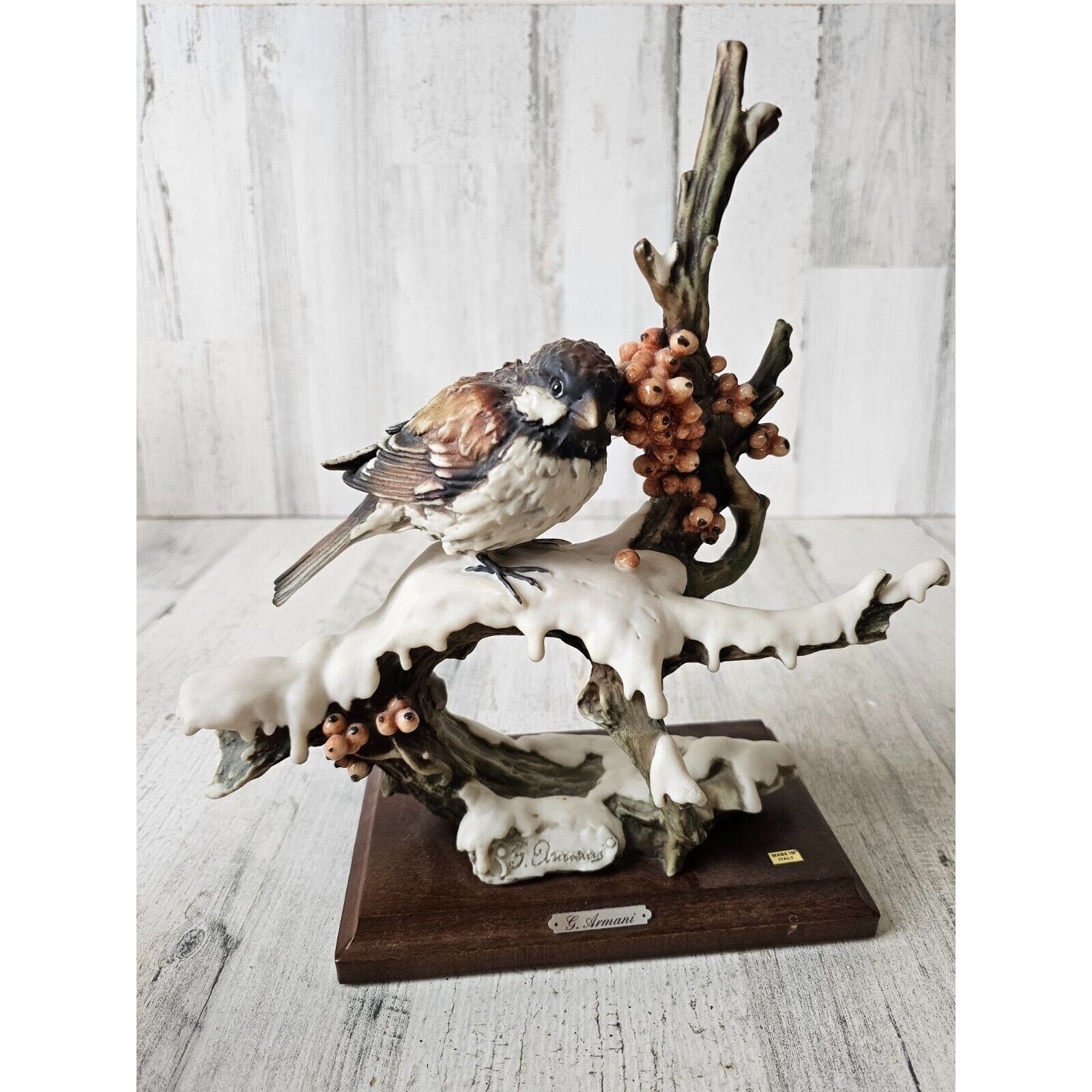 G Armani Sparrow bird Captain amante Florence 1989? Figuring statue berries bran