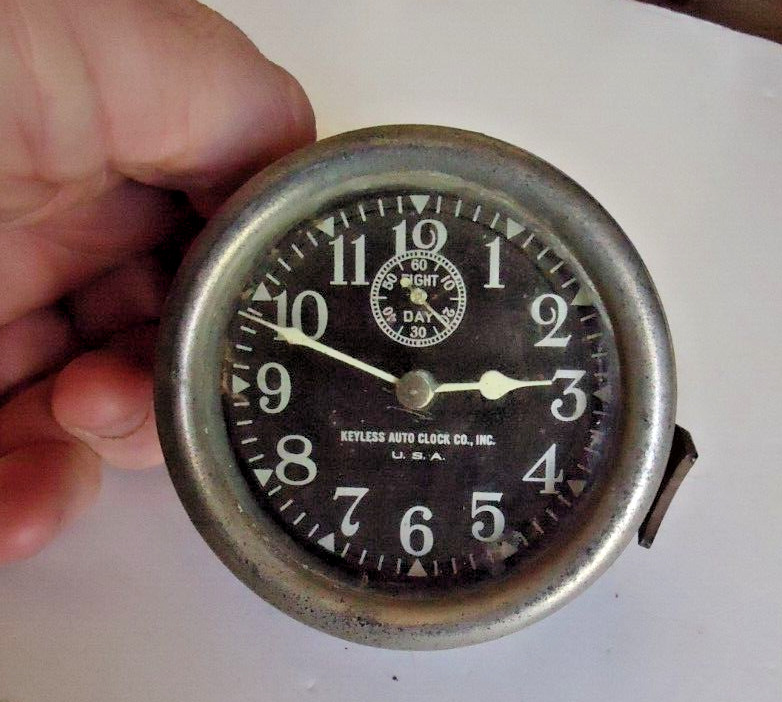 Vintage Antique  Automobile Car Clock KEYLESS AUTO CLOCK COMPANY