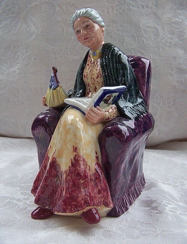 NEW PRICE Royal Doulton figurine RDICC PRIZED POSSESSIONS HN 2942