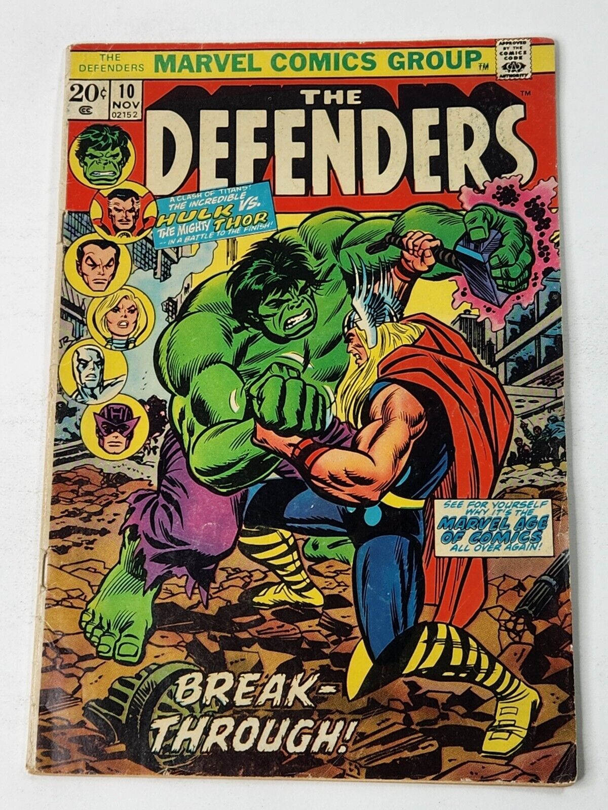 Defenders 10 Hulk Vs. Thor Battle Avengers/ Defenders War Pt 6 Bronze Age 1973