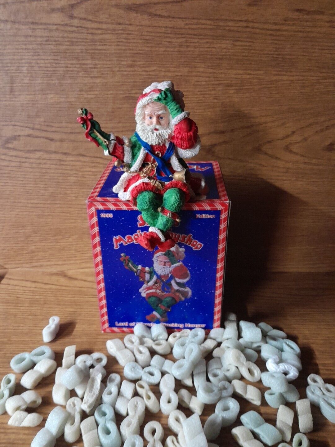  Santa\'s Magical ToyShop Lord Of Misrule Stocking Hanger 1995 Original Box 