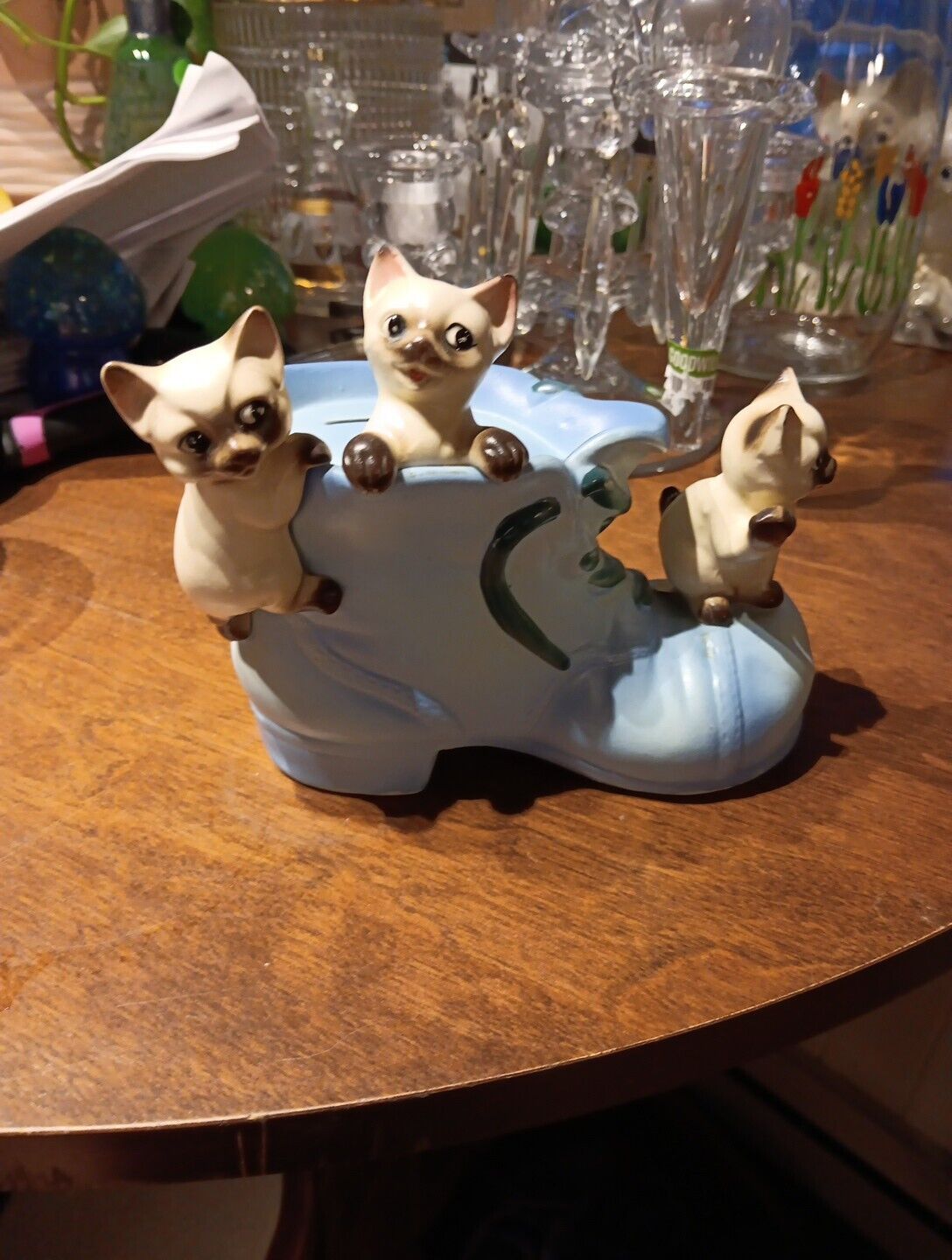 Vintage Lipper & Mann Handpainted Ceramic Siamese Kittens On Shoe Bank Org Tag.