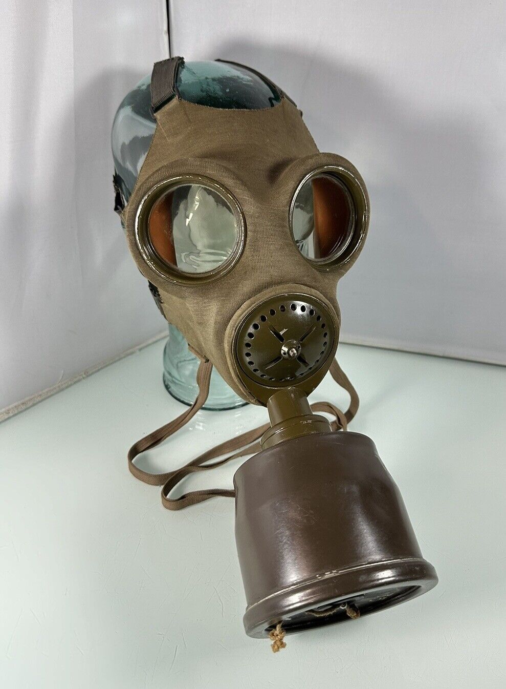 Vintage WW2 Italian Military Army T.35 FAT2 Gas Mask & Canister -Great Condition