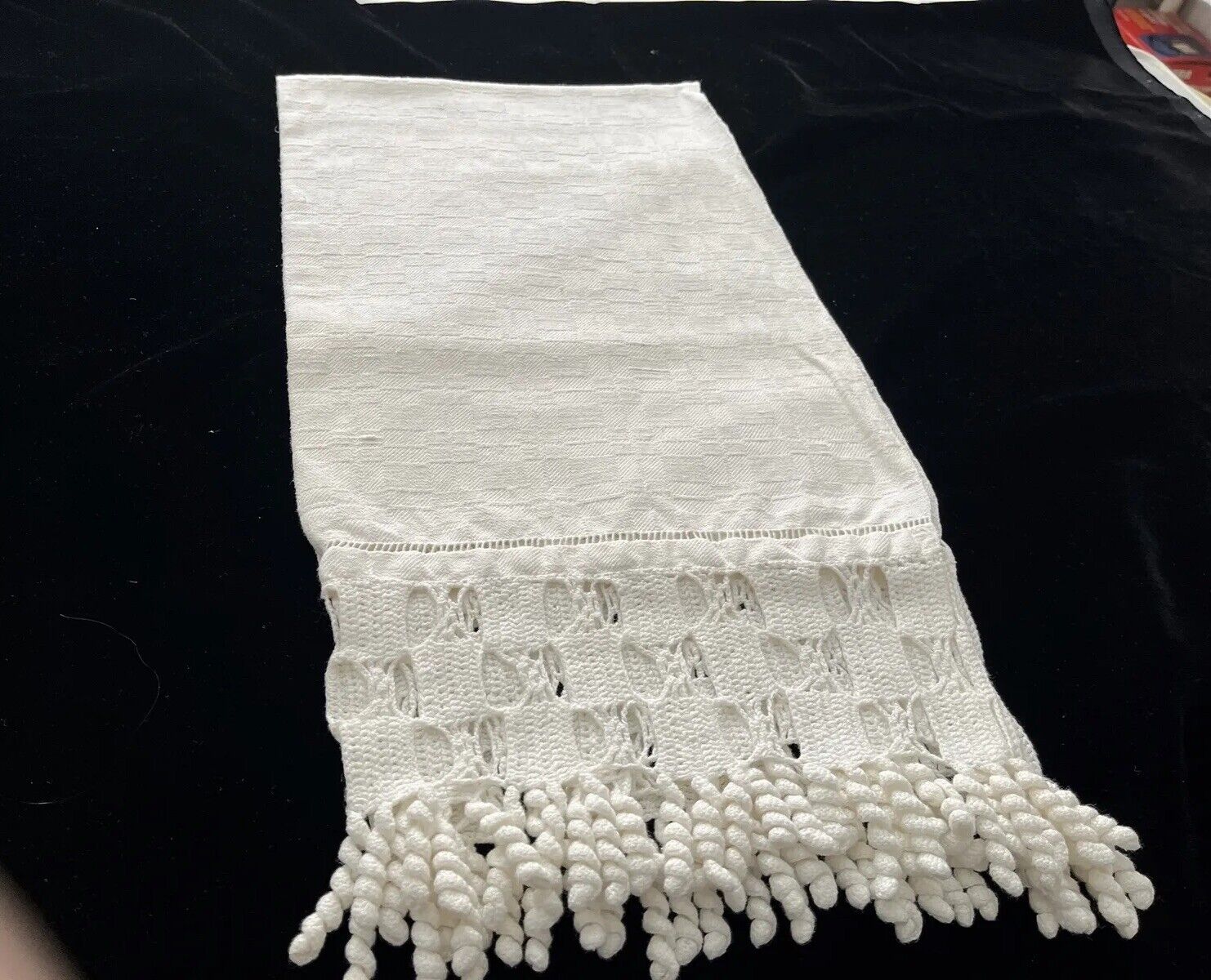 Antique Italian fine linen bath towel/Rare design, Crocheted /MOM’s 50x25 In.